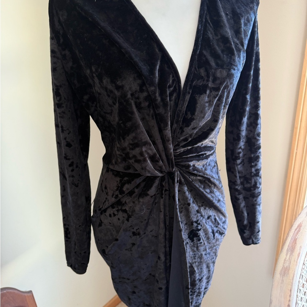 Black Ruched Bodycon Dress with Plunge Neckline and Long Cuffed Sleeves